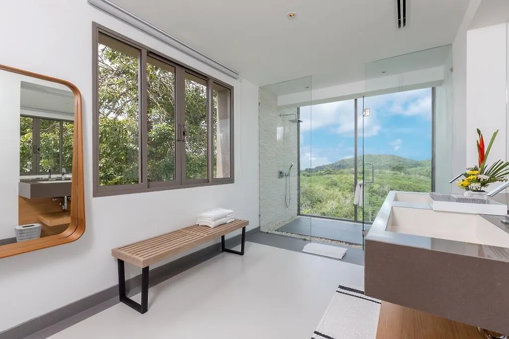 Vila Tropical Castle Phuket By Resava Layan